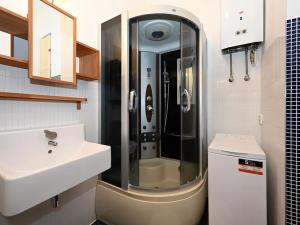 Pronájem bytu 1+kk, Praha - Vršovice, Bulharská, 34 m2
