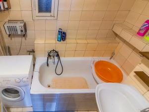 Prodej bytu 1+1, Praha - Košíře, Holečkova, 44 m2
