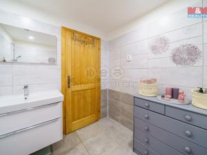 Prodej bytu 2+1, Karlovy Vary - Drahovice, Vítězná, 68 m2