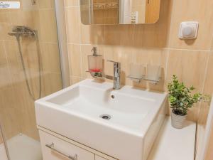 Pronájem bytu 2+kk, Dobříš, Březová, 60 m2