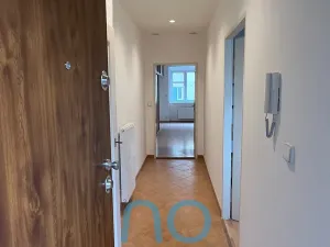 Pronájem bytu 2+kk, Praha - Žižkov, Křišťanova, 53 m2