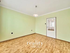 Prodej bytu 2+1, Hrušovany nad Jevišovkou, Znojemská, 52 m2