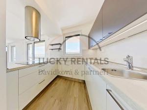 Pronájem bytu 5+kk, Praha - Střížkov, Zásadská, 120 m2