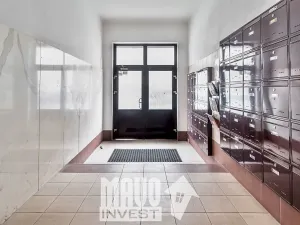 Pronájem bytu 2+kk, Praha - Karlín, Peckova, 56 m2