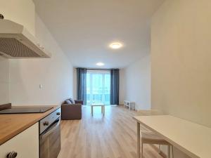 Pronájem bytu 2+kk, Praha - Třebonice, Do zahrádek I, 55 m2