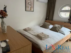 Prodej apartmánu, Praha - Holešovice, Sanderova, 65 m2