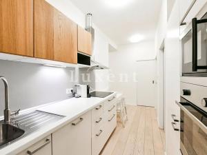 Pronájem bytu 2+kk, Praha - Vinohrady, Lucemburská, 50 m2