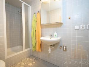 Pronájem bytu 1+kk, Praha - Stodůlky, Sluneční náměstí, 28 m2