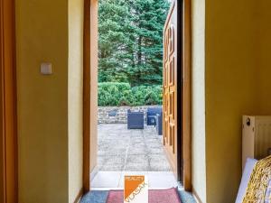 Prodej ubytování, Loučná pod Klínovcem, 370 m2