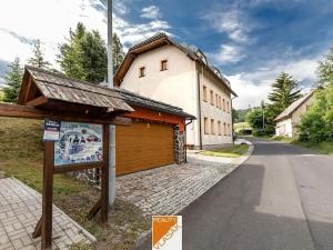 Prodej ubytování, Loučná pod Klínovcem, 370 m2
