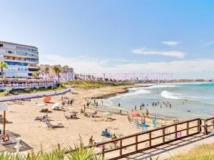Prodej bytu 2+kk, Torrevieja, Španělsko, 28 m2