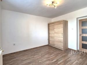 Pronájem bytu 3+1, Písek, Ouzká, 79 m2