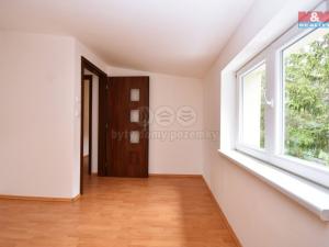 Prodej bytu 3+kk, Všetaty, U Parku, 57 m2