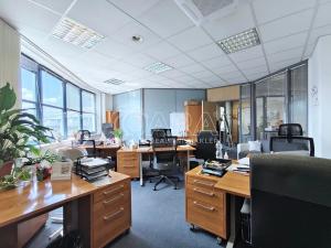Pronájem kanceláře, Praha - Nusle, Hvězdova, 240 m2