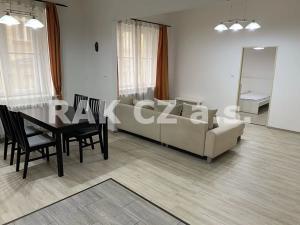 Pronájem bytu 2+kk, Praha - Staré Město, Benediktská, 76 m2