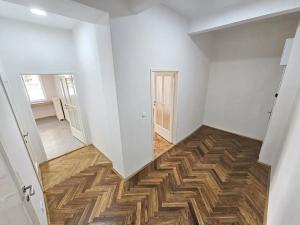 Pronájem bytu 1+1, Praha - Vinohrady, Řipská, 52 m2