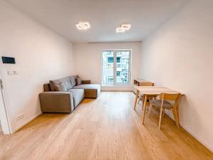 Pronájem bytu 2+kk, Praha - Stodůlky, Hábova, 50 m2