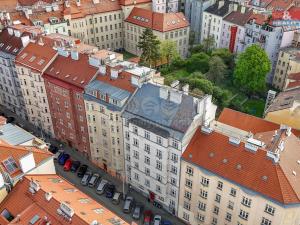 Pronájem bytu 1+kk, Praha - Žižkov, Čajkovského, 27 m2