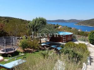 Prodej vily, Drvenik, Chorvatsko, 160 m2