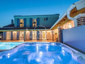 Prodej vily, Zadar, Chorvatsko, 410 m2