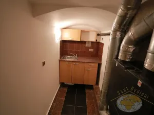 Pronájem kanceláře, Praha - Vysočany, Jandova, 66 m2