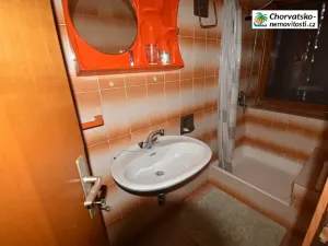 Prodej rodinného domu, Novi Vinodolski, Chorvatsko, 200 m2