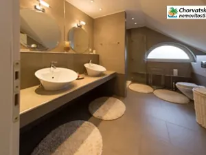 Prodej rodinného domu, Otočac, Chorvatsko, 200 m2
