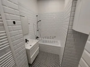 Prodej bytu 1+kk, Praha - Strašnice, Nad Primaskou, 36 m2