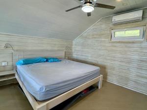 Prodej rodinného domu, Coxen Hole, Roatán, Honduras, 106 m2