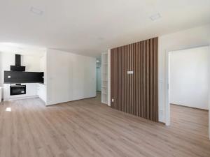 Prodej bytu 2+1, Praha - Lhotka, Zálesí, 42 m2