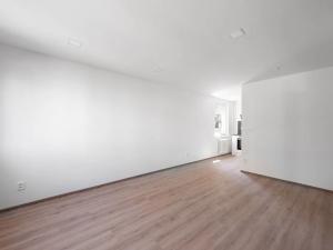 Prodej bytu 2+1, Praha - Lhotka, Zálesí, 42 m2