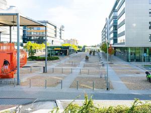 Pronájem bytu 2+kk, Praha - Stodůlky, náměstí Junkových, 50 m2