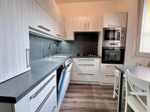Pronájem bytu 2+1, Ostrava, Volgogradská, 54 m2