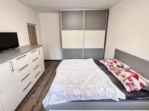 Pronájem bytu 2+1, Ostrava, Volgogradská, 54 m2