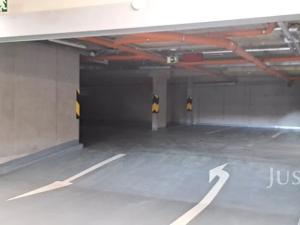 Pronájem garážového stání, Písek, Pražská, 12 m2