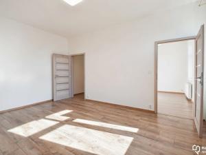 Pronájem bytu 2+kk, Olomouc, Jeremenkova, 48 m2