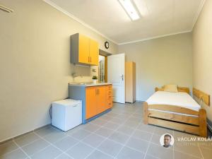 Prodej rodinného domu, Lázně Bělohrad, Třetí strana, 240 m2