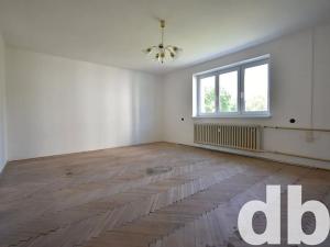 Prodej bytu 2+1, Karlovy Vary, Šumavská, 127 m2