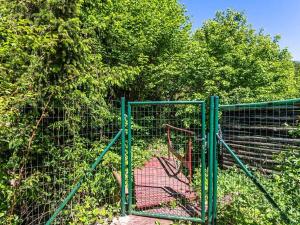 Prodej chaty, Černolice, V Dolečku, 50 m2