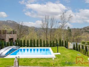 Prodej ubytování, Karlovy Vary, Jarní, 989 m2