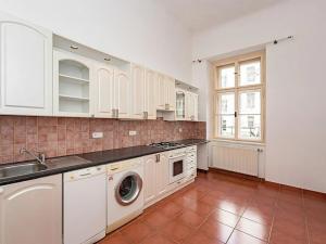 Pronájem bytu 3+1, Praha - Vinohrady, Mánesova, 90 m2