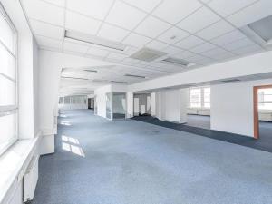 Pronájem kanceláře, Praha - Karlín, Sokolovská, 321 m2