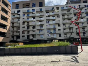 Pronájem bytu 1+kk, Praha - Vysočany, Fafkových, 36 m2