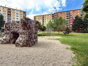 Pronájem bytu 2+1, Chomutov, Školní pěšina, 59 m2
