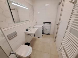 Prodej bytu 2+kk, Brno, Opuštěná, 63 m2