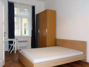 Pronájem bytu 1+kk, Praha - Žižkov, Vlkova, 25 m2