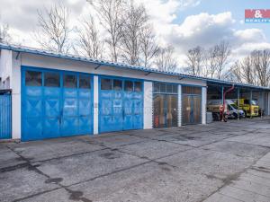 Prodej obchodního prostoru, Lišany, 832 m2