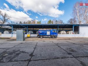 Prodej obchodního prostoru, Lišany, 832 m2