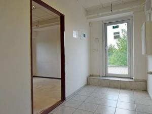 Pronájem kanceláře, Praha - Letňany, Toužimská, 190 m2