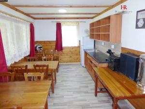 Prodej chaty, Sázava, 369 m2